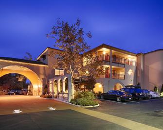 Best Western Dry Creek Inn - Healdsburg - Edificio
