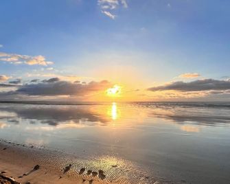 Charming House In The Heart Of The Marais Breton Vendeen - Bouin - Plage