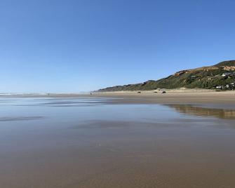 Riverfront Family Home, with spa and stage - Dargaville - Beach