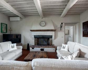 Wp Relais Borgo Vignalunga, 46 Hectares Of Land In The Heart Of Val D'orcia - Castiglione d’Orcia - Wohnzimmer