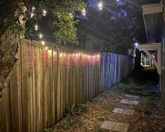 Room in my home with private entrance - Clearwater - Outdoor view