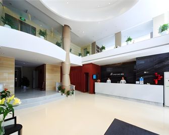 Jinjiang Inn Longyan Zhongshan Road Walking Street - Longyan - Front desk