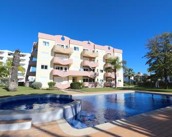 Protea, CleverDetails, Located in heart of Vilamoura Sleeps 2 adults, 1child - Quarteira - Piscine