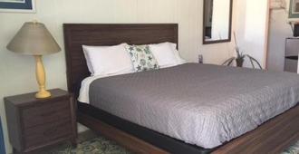 The Surf Beach Motel - Fernandina Beach - Bedroom