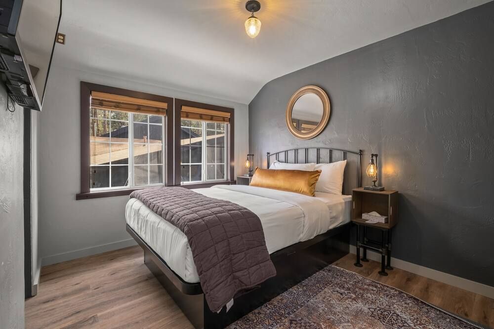 Sessions Retreat & Hotel - ביג בר לייק - חדר שינה