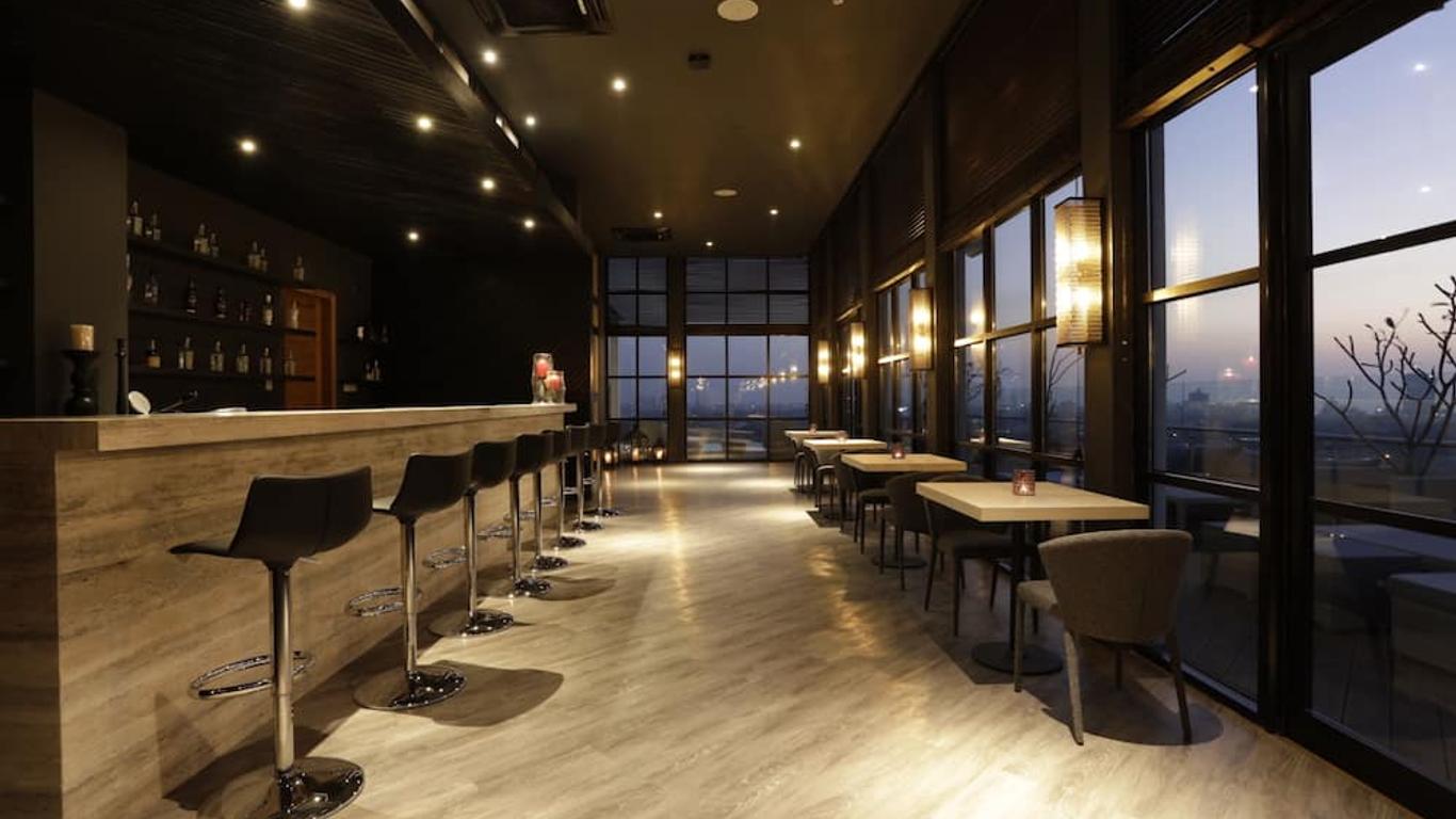 Jetwing Colombo Seven