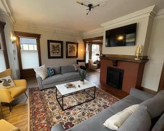 Meticulously Restored Tosa Village Historic Home - Wauwatosa - Living room
