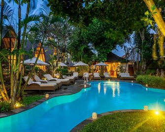 Klumpu Bali Resort - Denpasar - Piscina