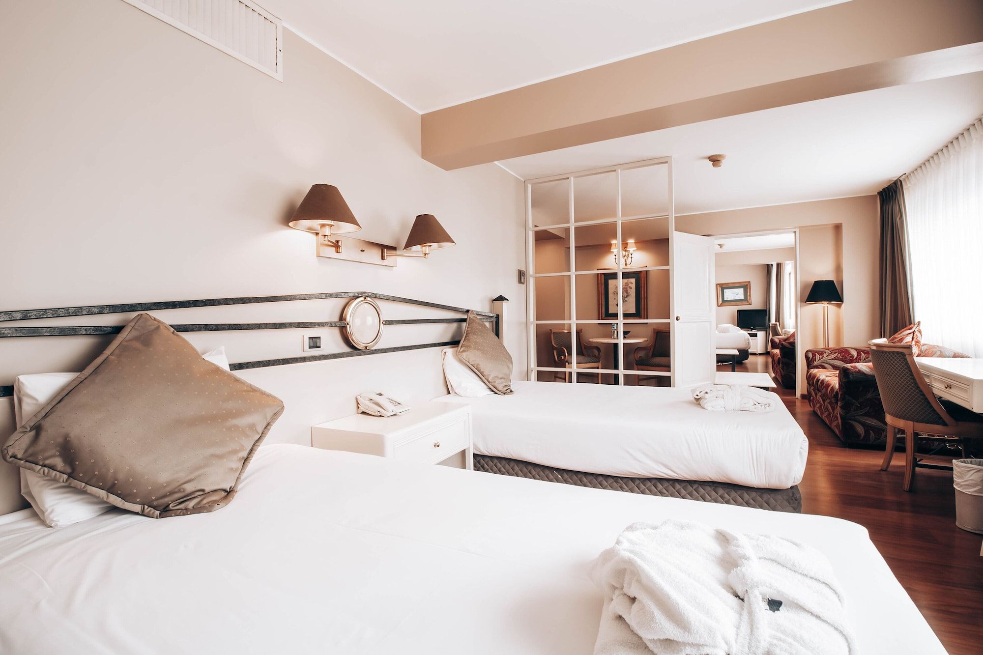 Bedroom view of Suites Del Bosque Hotel