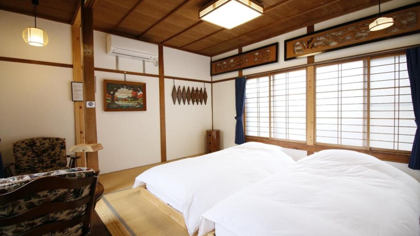 宿川之中的魚旅館