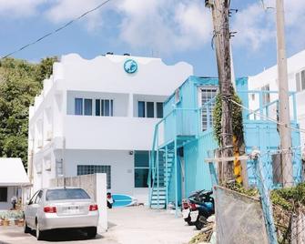 Grand Whale B&B Green Island - Lü Dao - Gebäude