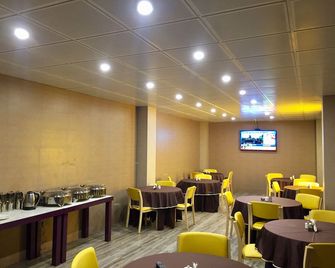 Ace Prime Hotel - Greater Noida - Restaurant