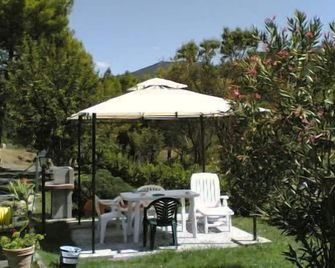 Agriturismo Il Gelso - Santa Luce - Innenhof