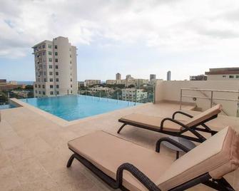 Family friendly, brand new beautiful 3 bedroom apartment, modernly equipped! - Santo Domingo - Balcony