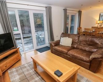 Goldfinch - Milford Haven - Living room
