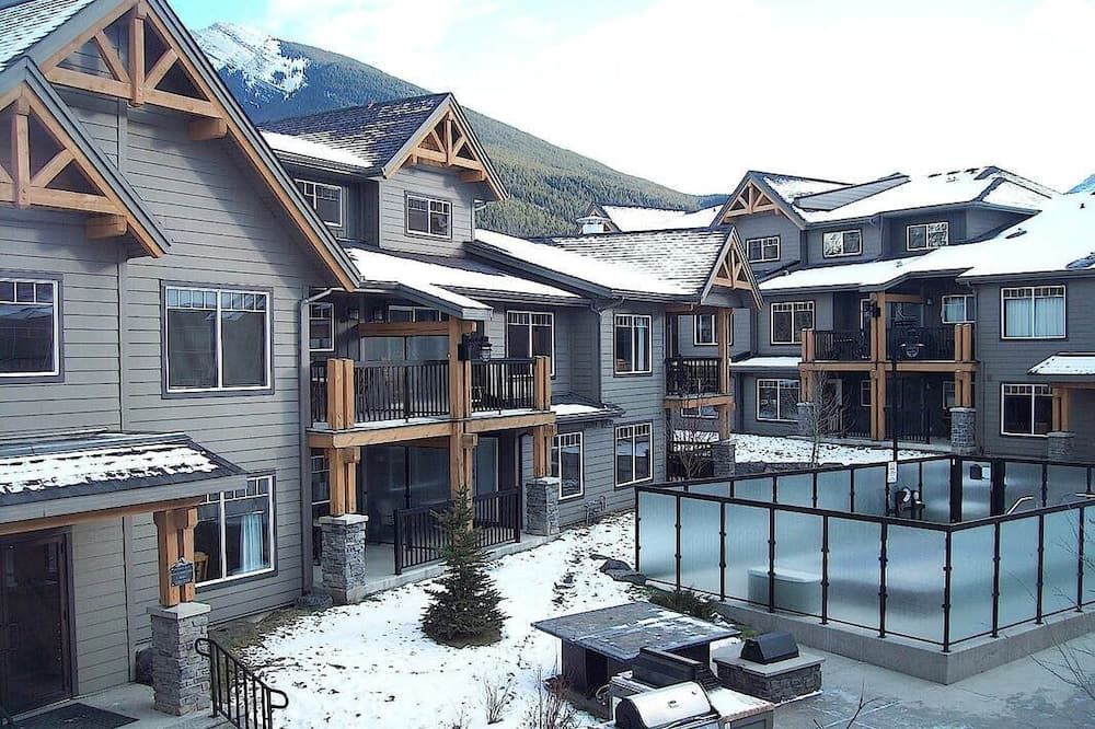 كوبرستون ريزورت