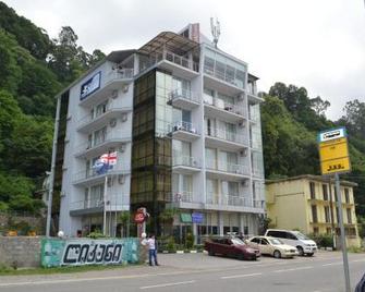 Cameo Hotel - Kvariati - Edificio