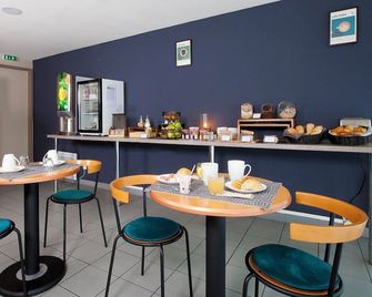 Séjours & Affaires Poitiers Lamartine - Poitiers - Restauracja