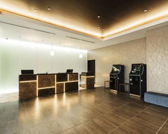 Keisei Richmond Hotel Tokyo Oshiage - Tokyo - Front desk