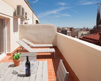 Ola Living Sagrada Familia - Barcelona - Balcó