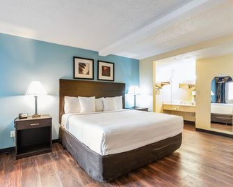 Days Inn by Wyndham Federal Way - Federal Way
