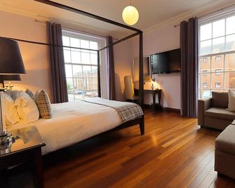 Morgans Hotel - Swansea - Soverom