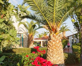 Cretan Garden Hotel - Chersonissos - Außenansicht