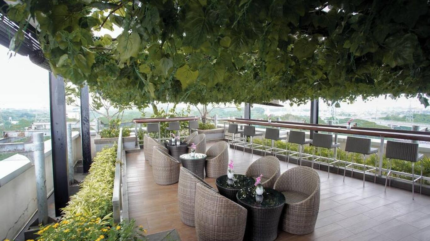 Vasaka Hotel Jakarta Managed by Dafam