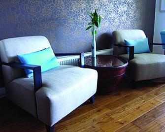 The Four Seasons Hotel - Crieff - Living room