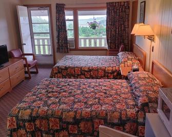 Singing Sands Inn Motel - Souris - Bedroom