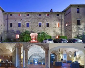 Lo Spedalicchio - Asís - Edificio