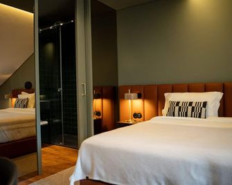 Santo Thyrso Hotel - Santo Tirso