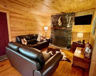 Nantahala Village - Bryson City - Salon