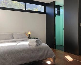 Simple and Convenient Alexandria/Eveleigh - Sydney - Bedroom