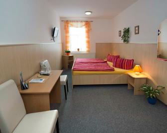 Penzion Jasmín - Liberec - Habitación