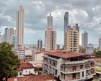 Eurohotel - Panama City - Outdoor view