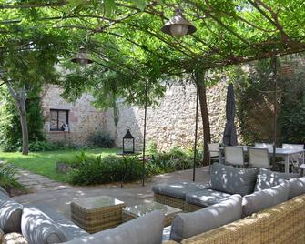 La Maison D'antoine Rivesaltes - Rivesaltes - Patio