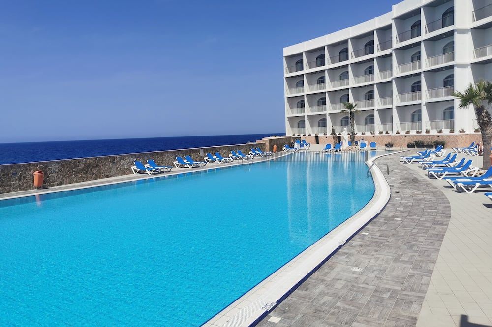 Paradise Bay Resort - Mellieha - בריכה