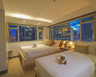 The Mini Suites Eton Tower Makati - Makati