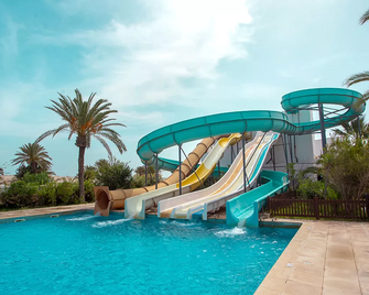 Fiesta Beach Club - Midoun - Piscină