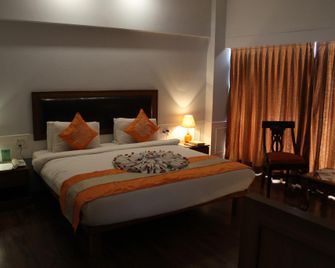 Krishna Inn By Royal Hotels - Kolhapur - Sovrum