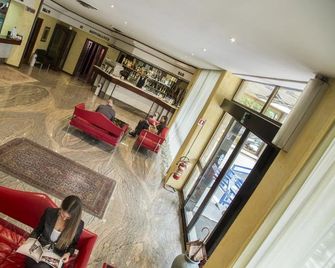 Hotel Grassetti - Corridonia - Лоббі