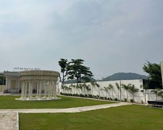 Hotel Sr Vivanta,brahmapur - Brahmapur