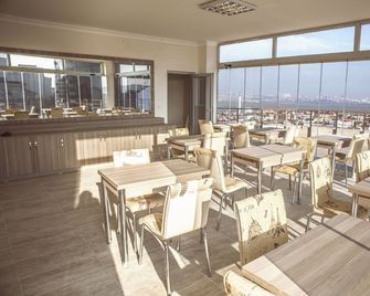 Grand Dedem Hotel - בייצ'קמג'ה - מסעדה