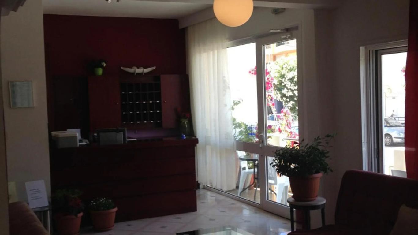 Zefyros Hotel