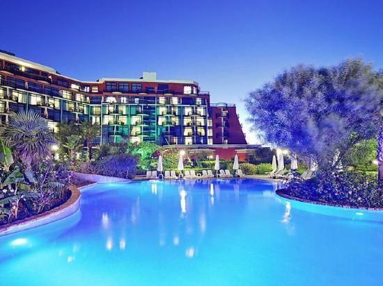 Merit Crystal Cove Hotel Casino And Spa