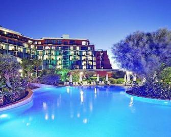 Merit Crystal Cove Hotel Casino And Spa - Kyrenia - Pool