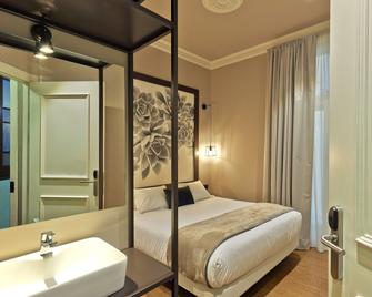 Hostal Central Barcelona - Barcelona