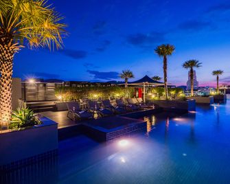 Best Western Patong Beach (Sha Plus+) - Patong - Piscina