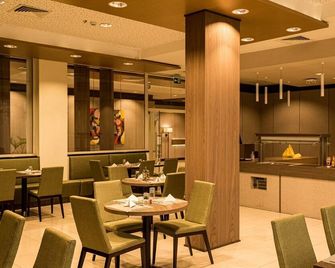 Heliconia Park Port Harcourt Hotel and Suites - Port Harcourt - Restaurace